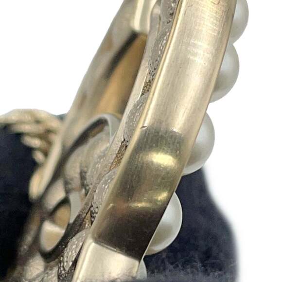 CHANEL Pearl Logo Necklace - Picture 11 of 12